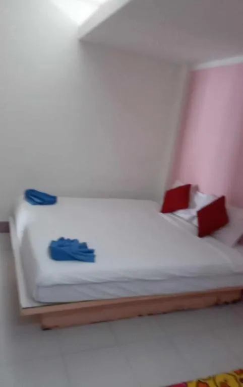 Lanta White Sand Beach Guesthouse Ko Lanta